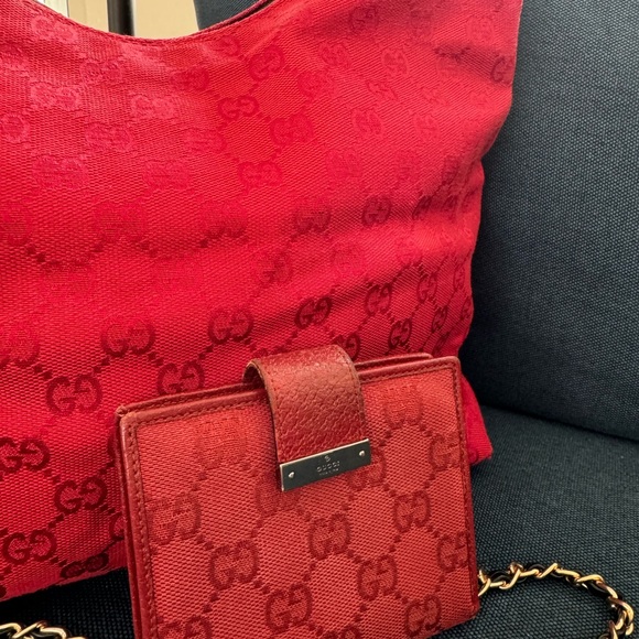 NWOT ❤️ GUCCI BUNDLE RED HOBO BAG W/COA & PRE LOVED MATCHING GG RED WALLET - Picture 5 of 11